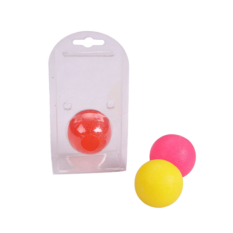 Boule de massage à la main